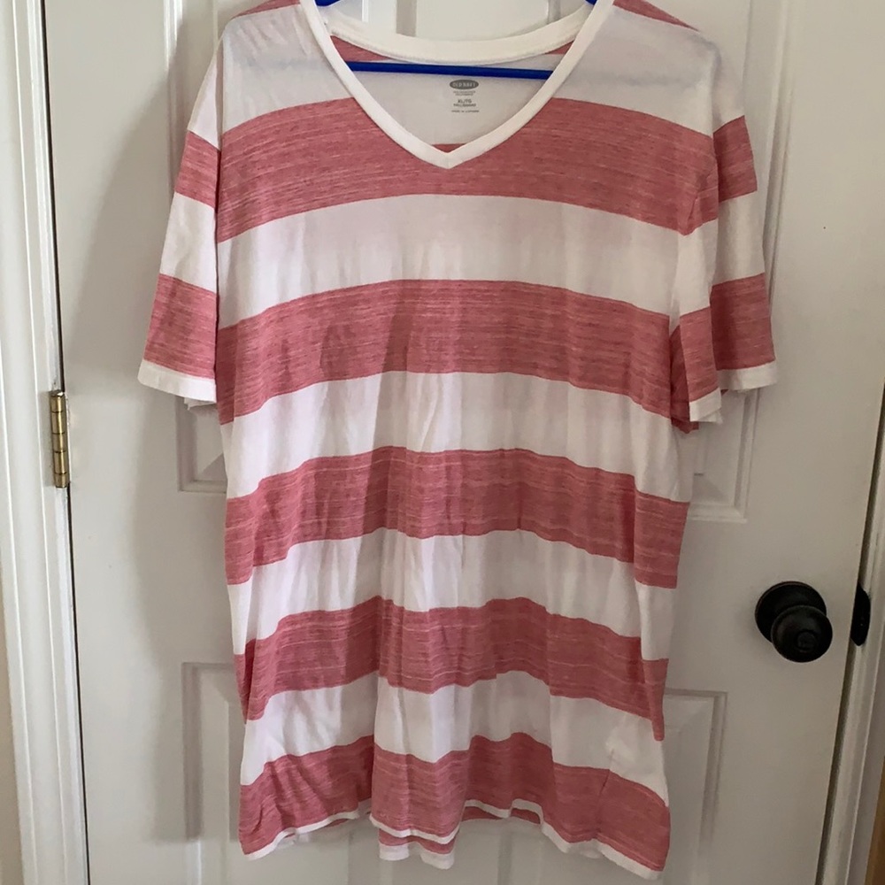 ☘️5 for $25☘️Old Navy striped T-shirt
